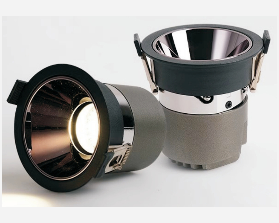 Adjustable-angle downlight  L21